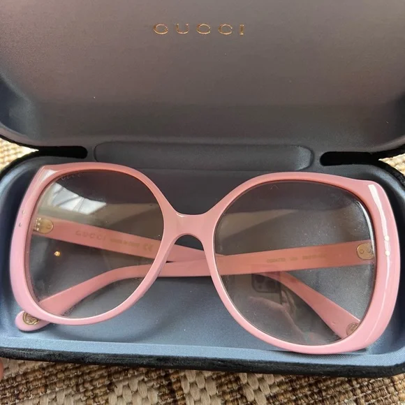 GUCCI sunglasses (rare Barbie sunglasses) BARBIE Sunglasses, Size 45 15, Transparent and Flower Design  main image 3